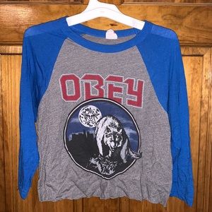 OBEY Cropped  T-shirt